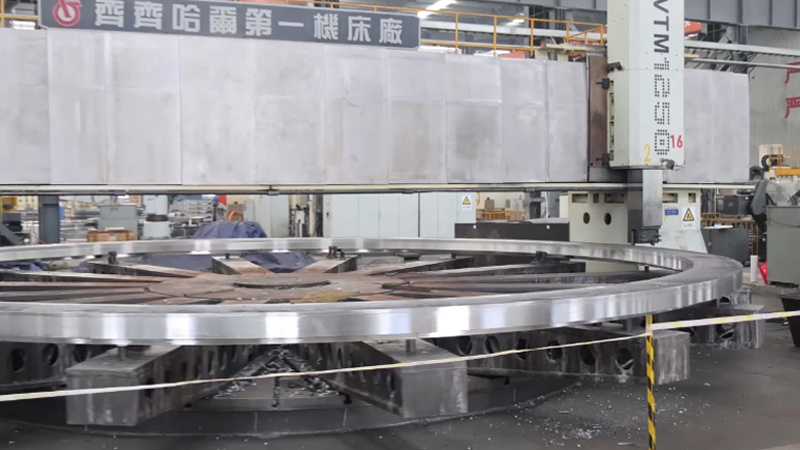 Precision Turning of 12-Meter Oversized Flange